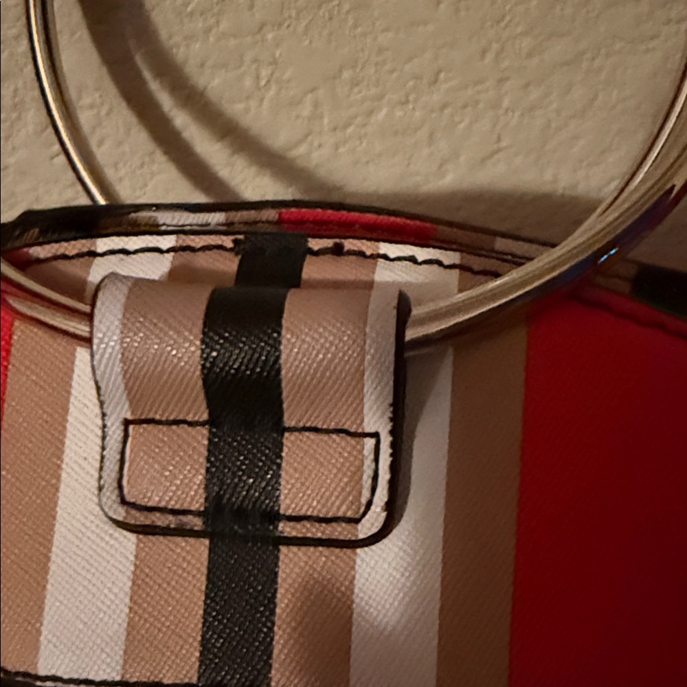 GUESS Red and Cream Striped Shoulder Bag with Gold Handles - Picture 10 of 16